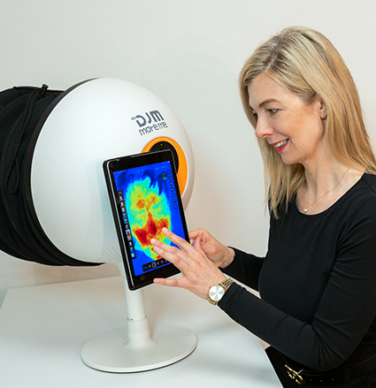 Bedienung Hautscanner Diagnose Sabrina Meier